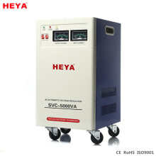 Вертикальный тип аналоговый дисплей Полный мощность однофазная SVC 5000VA AC Автоматическое регулятор напряжения